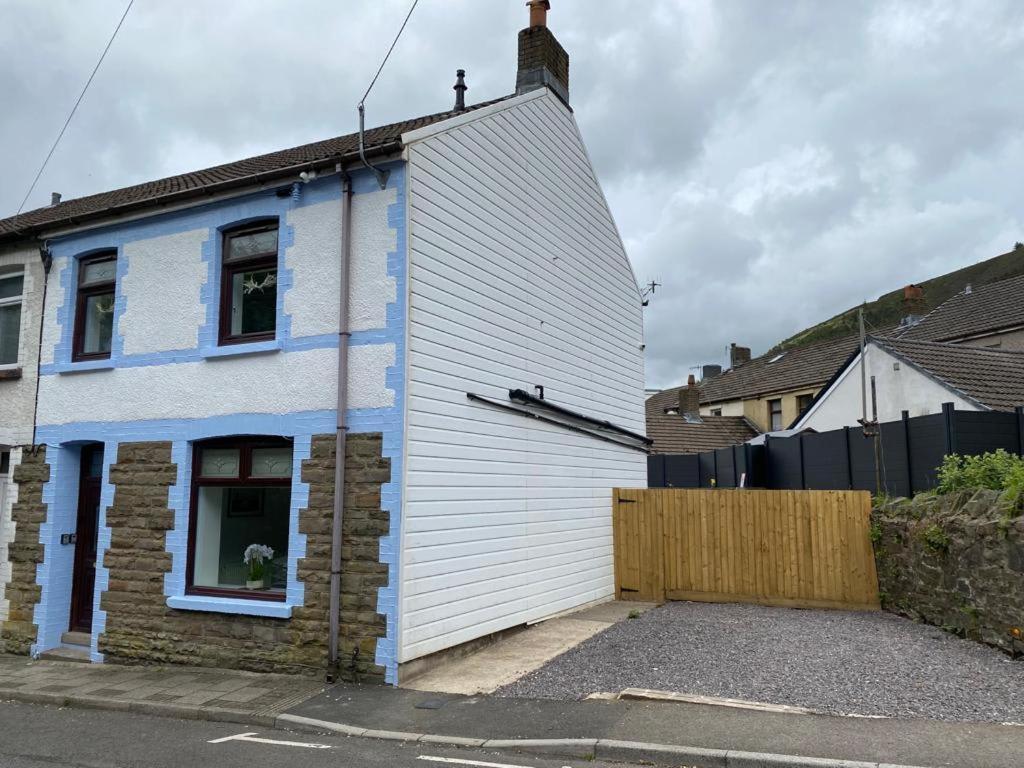 Rhondda Tunnel Cottage By Staystaycations Treorky المظهر الخارجي الصورة